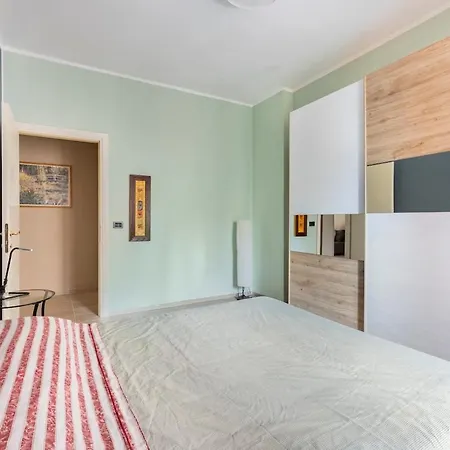 Tra Museo Ferrari, Stazione E Centro Apartamento