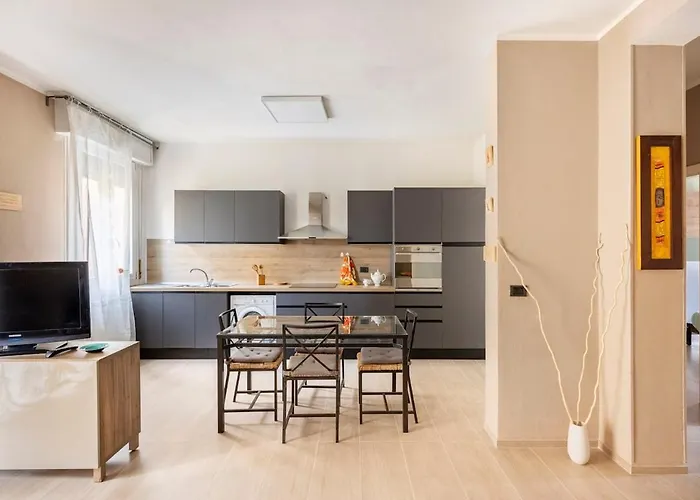 Tra Museo Ferrari, Stazione E Centro Apartament *